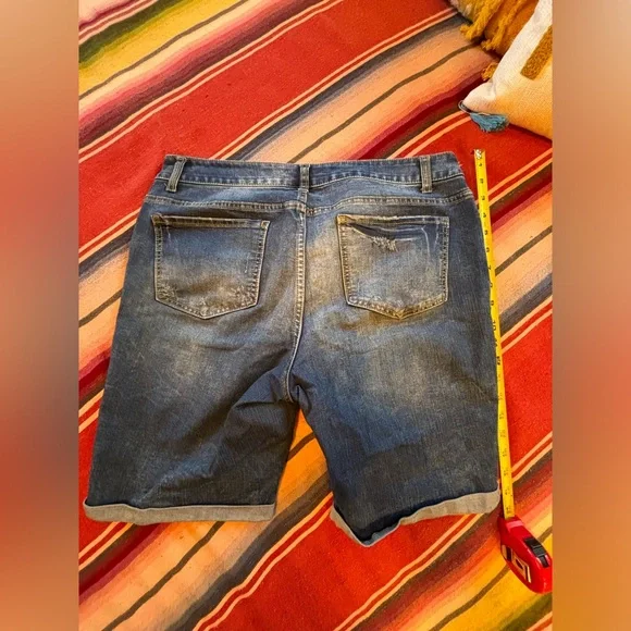 Time and Tru denim Bermuda shorts size 14 - Picture 5 of 7